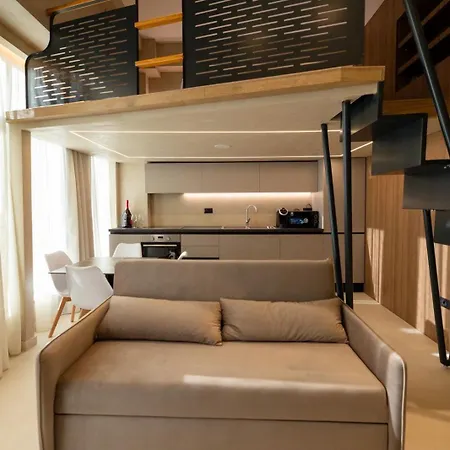 Luxury Duplex Kloen Lejlighed *