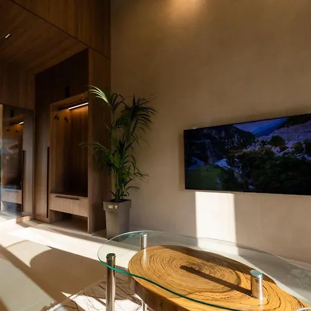 Luxury Duplex Kloen Lejlighed
