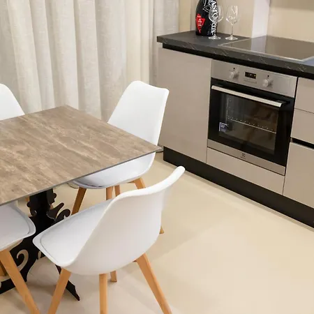 Luxury Duplex Kloen Apartamento Vlorë